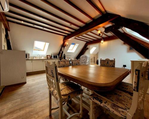 Avize Apartment | Au 1894 Loft