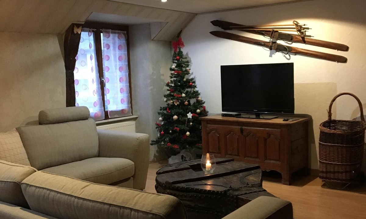 Orcival House | Between Puy de Dome and Sancy in central France +wifi. 11 pers+1 pers