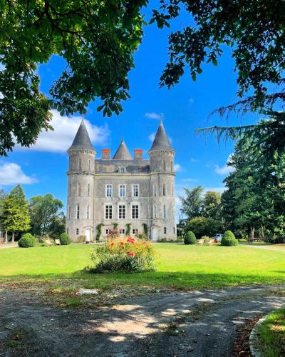 La Renaudiere Apartment | Château Doré les Tours - Appartement Loup - Proche Puy du Fou