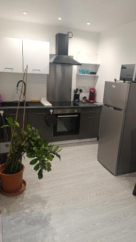 Eschentzwiller Apartment | Grand studio dans maison parking privé gratuit