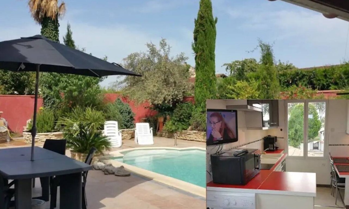 Roques Apartment | https:/redhouse-studios.com/Studio apartment with a sun deck overlooking the Pyrenees