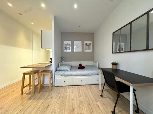 Quartier Hyper-Centre Apartment | Le Cocon, Hyper-centre, Climatisation, Trams