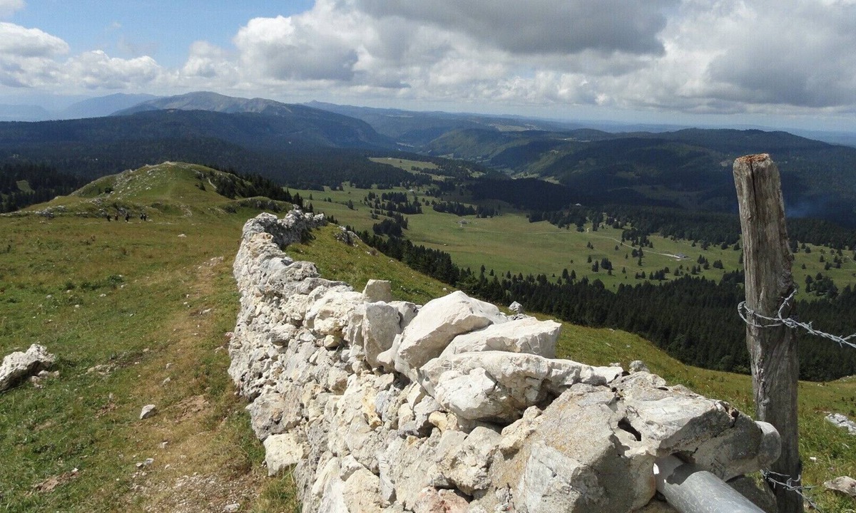Paroisse des Monts de Bienne Apartment | SPACIOUS APARTMENT -COMFORT-COMFORT IN THE HEART OF NATURE