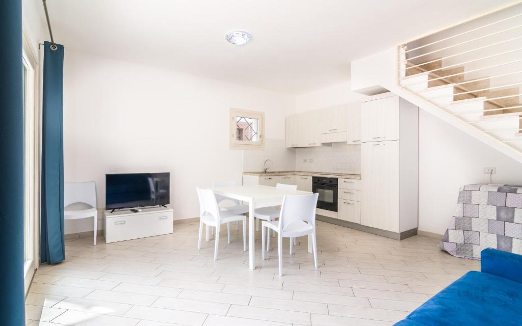 Viddalba House | Villetta Mario climatizzata con giardino privato
