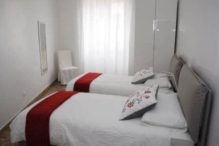 Rione XI Sant'Angelo Apartment | Al Portico d'Ottavia