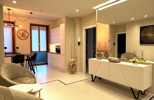 Centro Storico House | Salotto Santa Franca