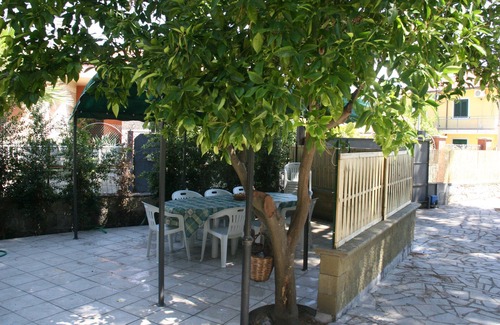 Tremestieri Etneo Villa | VILLA ON THE ROAD TO ETNA WITH INDOOR HEATED POOL