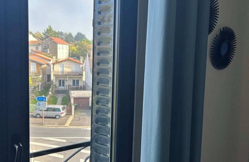 Chatel-Guyon Apartment | 2-person air-conditioned 1-bedroom apartment near Aïga Resort Puy Lassolas 102