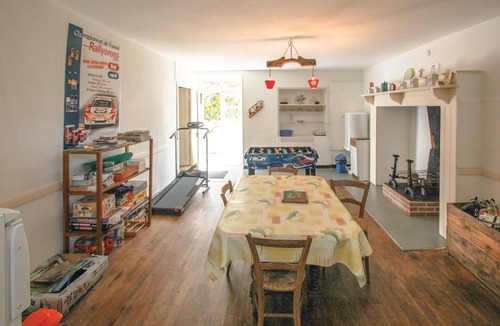Saint-Sulpice-d'Excideuil House | 3 bedroom accommodation in St.Sulpice-d'Exideuil