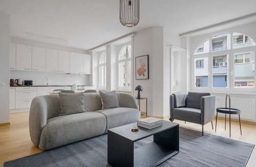 Gundeldingen Apartment | Airy Gundelingen 3.5 Room w/W/D & Storage, 8 min to Main, by Blueground