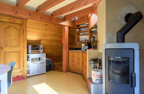 Mittlach Apartment | Apartment 'Bombom' with Lake View, Private Garden and Wi-Fi