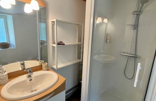Vitre Apartment | AppartCosy 26 Business apartment