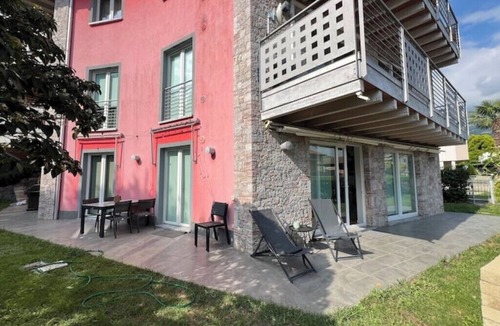 Vertova Apartment | Bright three-room apartment with garden