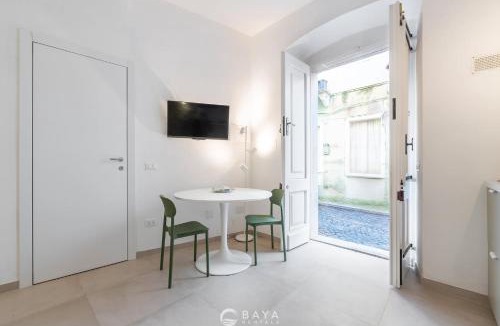Carloforte House | Ca' Rouge - Modern & Bright 3BR Boutique Retreat in the Heart of Carloforte