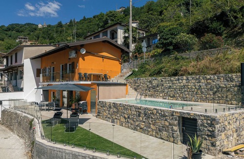 Parzanica Villa | Casa Santari - Two Bedroom Villa, Sleeps 6
