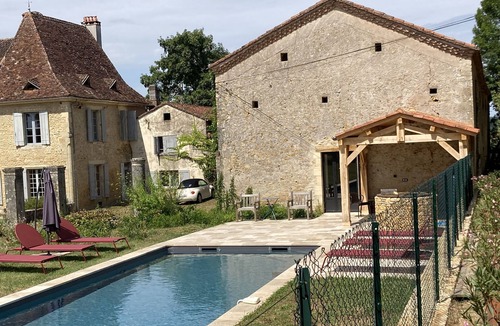 Saint-Chamassy Apartment | Château du Marais, Périgord Noir, 40-square-meter Pool House studio, 15-meter pool *