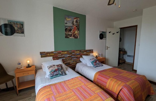 Bouges-le-Chateau House | Guestroom Bouges-le-Château, 1 pièce, 2 personnes - FR-1-591-523