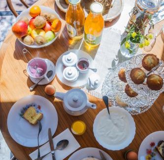 Marcillac-Vallon Hotel | Hôtel Restaurant Auprès d'Angèle