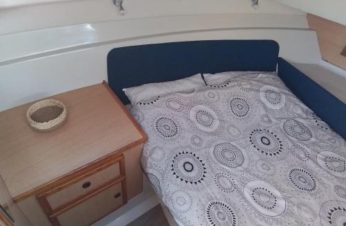 Guipry-Messac Boat Rental | Horizon Vilaine, Logement insolite, Bateau à quai