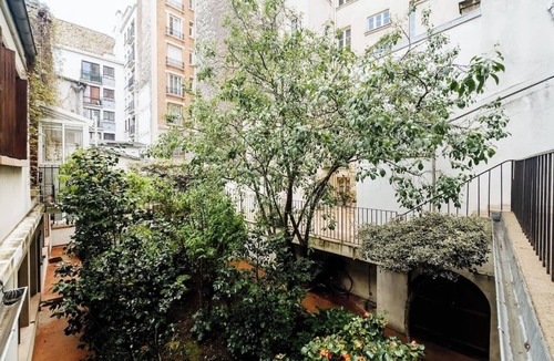 Val-de-Grace Apartment | LARGE FULLY-EQUIPPED STUDIO IN QUIET LOCATION TERRACE OVERLOOKING GARDEN