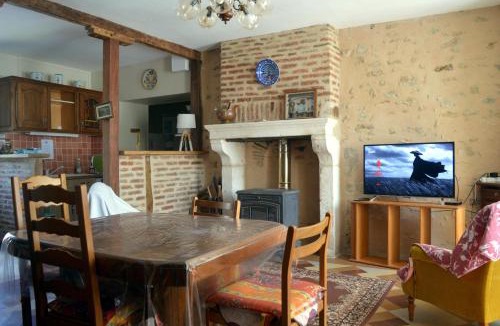Le Menoux House | Le Gîte du Hérisson, Gîte de charme et de confort