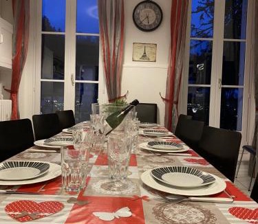 La Bourboule Apartment | Le Rubis de Chanterive appartement dans superbe maison de maître