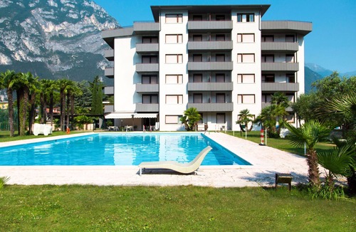 Riva del Garda Apartment | Lovely apartment for 5 people with pool, WIFI, TV and balcony