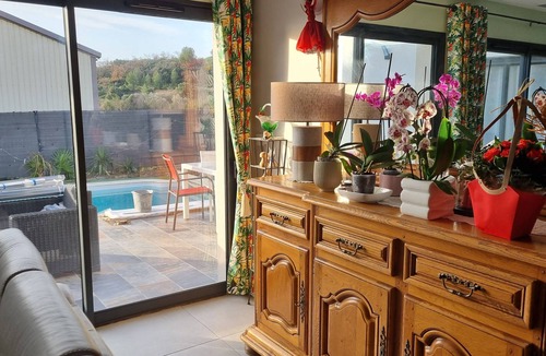 Peret Villa | NEW VILLA BETWEEN SEA AND COUNTRYSIDE