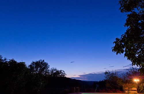 Loubressac Cottage | Remarkable spacious gite, swimming pool, terrace, Dordogne valley in the Lot