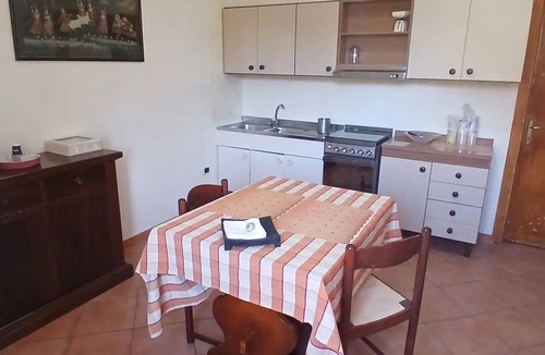 Rocca di Papa Apartment | Room 'Matrimoniale Con Letto Singolo' with Shared Garden and Wi-Fi