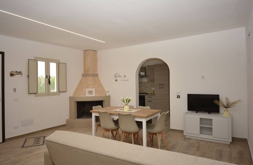 Comiso Villa | Villa in Comiso with 2 bedrooms sleeps 6