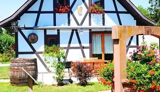 Alsatian Chalet - 4 Bedrooms, Sleeps 8