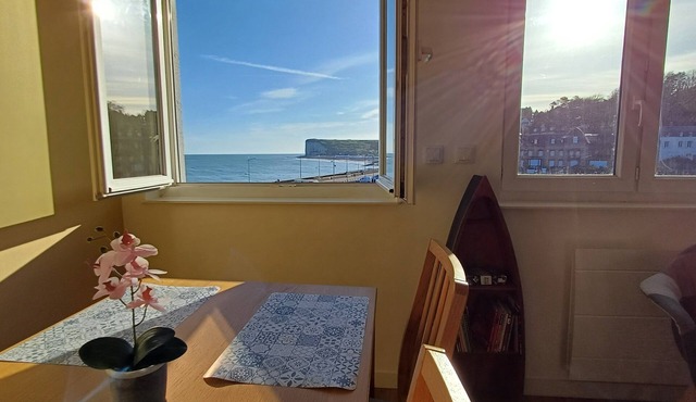 Appartement Rénové vue Mer, Plage et Falaises