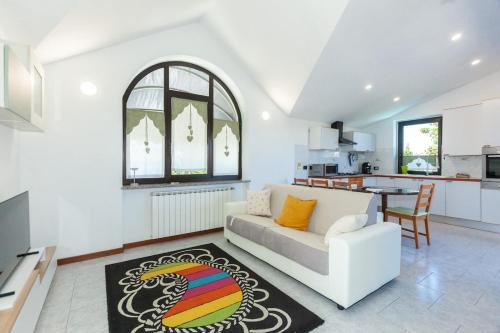 Casa vacanze con piscina e terrazza ,vicino Como, Milano e Svizzera
