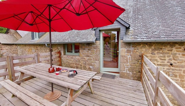 Charming Cottage with Terrace Overlooking Stream and Hills, Near Fougères and Mont Saint-Michel