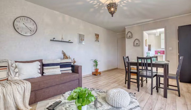 Coeur d'Atlas Spacious apartment 1mn from TORCY RER A & regional bus station