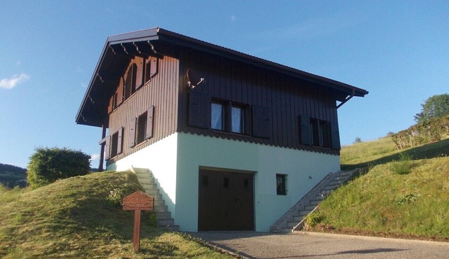 Comfortable chalet in a quiet area in the Hautes Vosges in Dennerie