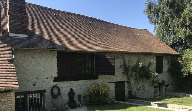 family vacation 1 hour from Paris!