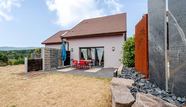 Gîte aux deux hameaux (1) – Mountain Retreat with Panoramic Views