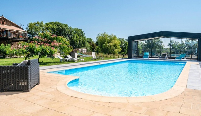 Homerez - House for 6 ppl. with shared pool, terrace and balcony at Andouque