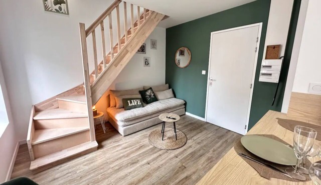 Le Pinot, warm new duplex apartment in Chouilly, 5 minutes from Epernay.