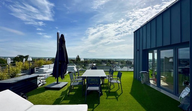 Luxurious rooftop - 10mins from Rennes