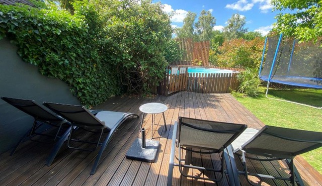 Maison années 30 avec jardin, piscine, proximité Loire, 4 chambres, vélos, idéale familles/amis - FR-1-590-261
