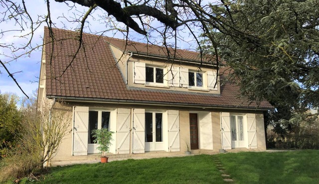 Maison Spacieuse au Calme