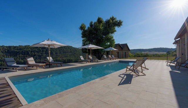 Private estate | Swimming pool | Air conditioning | 80 ha