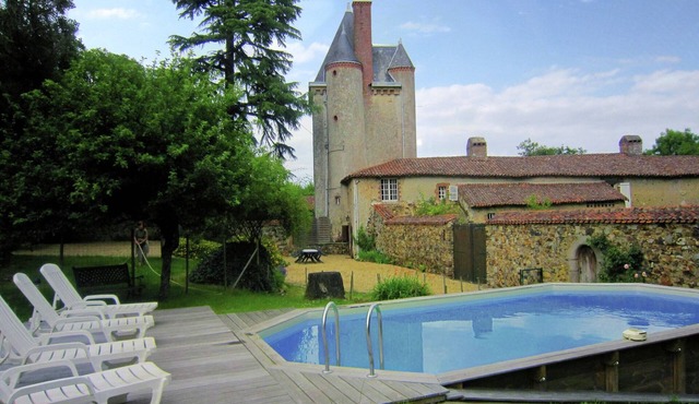 Saint-Paul Pool Retreat