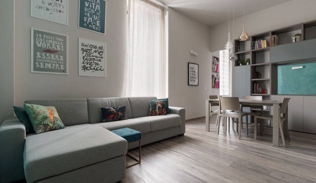 Spacious and elegant 74m2 apartment, ideal for 4 people, located on the first floor of a building with lift.The accommodation is located in Viale Stelvio, a key and well-connected area that connects the residential and commercial area of ​Viale Zara