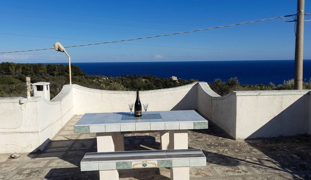 VILLA OASI: A Relaxing Country Retreat with 2 Breathtaking Ocean Views and Air Conditioning