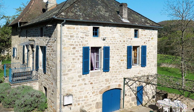 Wonderful private villa for 4 guests with WIFI, private pool, TV, terrace and pets allowed